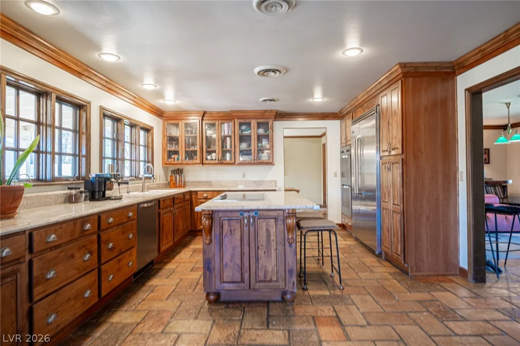 3675 Greencrest, Las Vegas, NV 89121