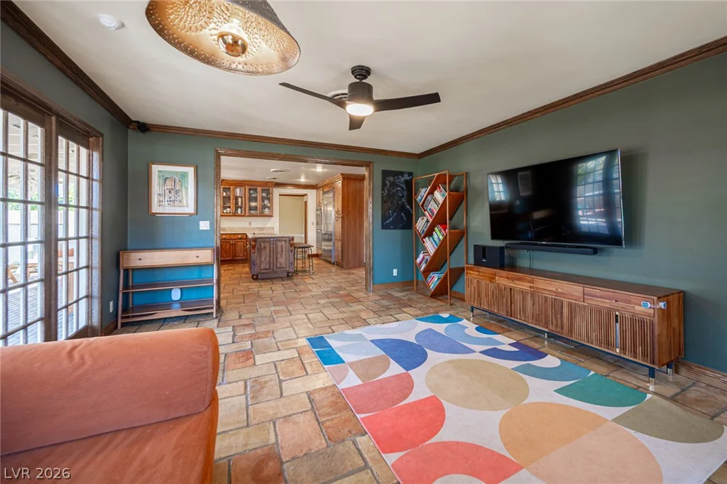 3675 Greencrest, Las Vegas, NV 89121