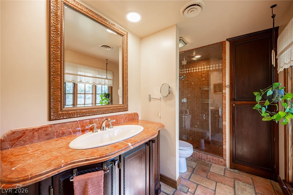 3675 Greencrest, Las Vegas, NV 89121