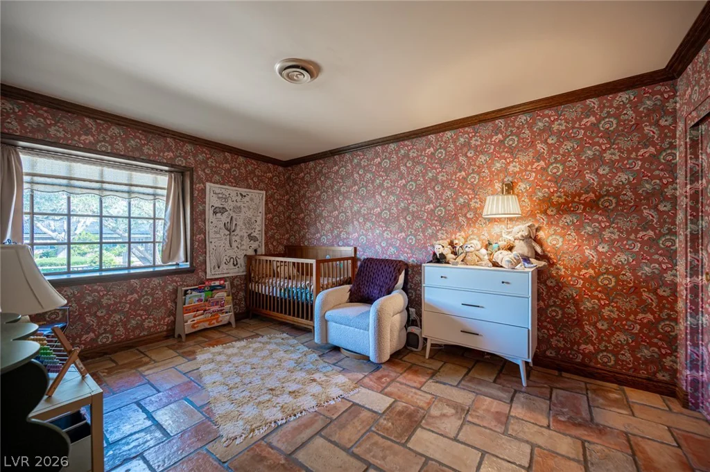 3675 Greencrest, Las Vegas, NV 89121