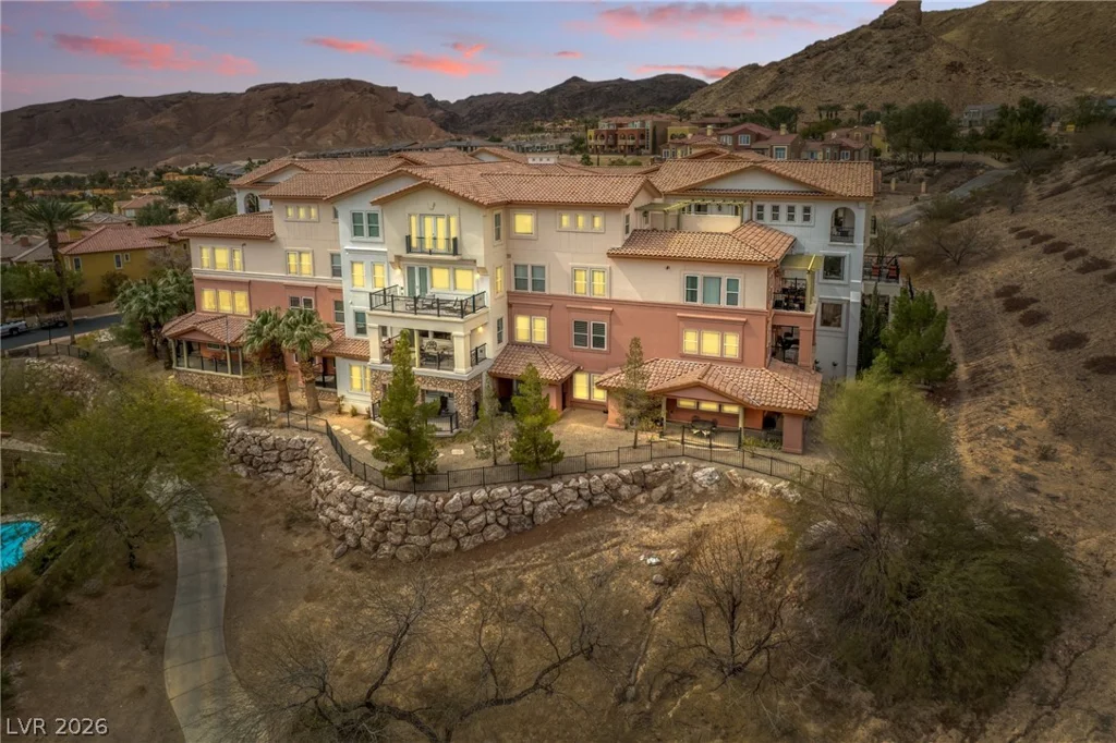 64 Strada Principale, Henderson, NV 89011