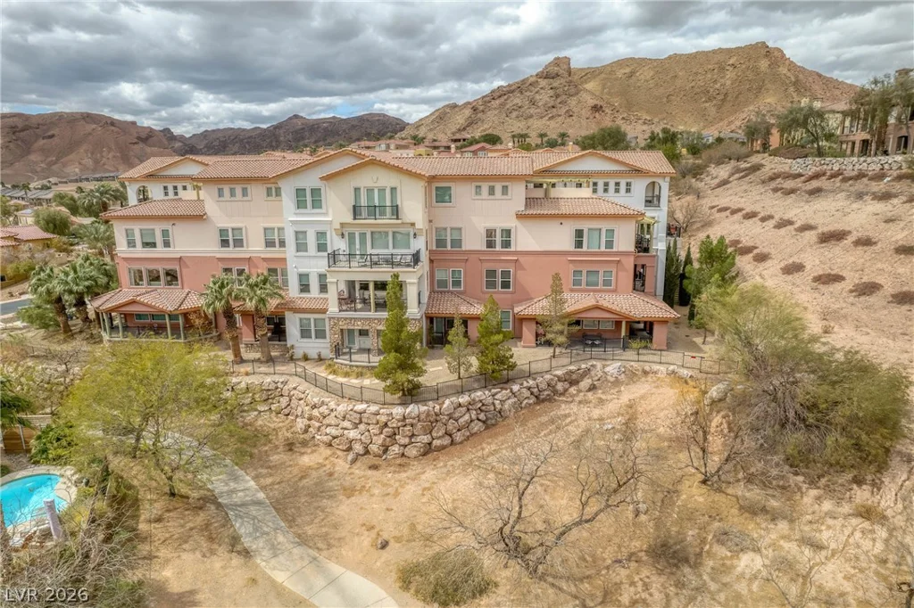 64 Strada Principale, Henderson, NV 89011