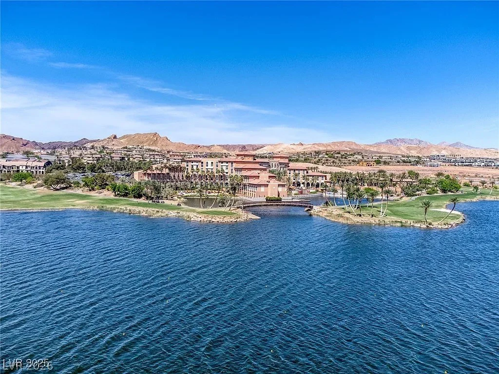 64 Strada Principale, Henderson, NV 89011