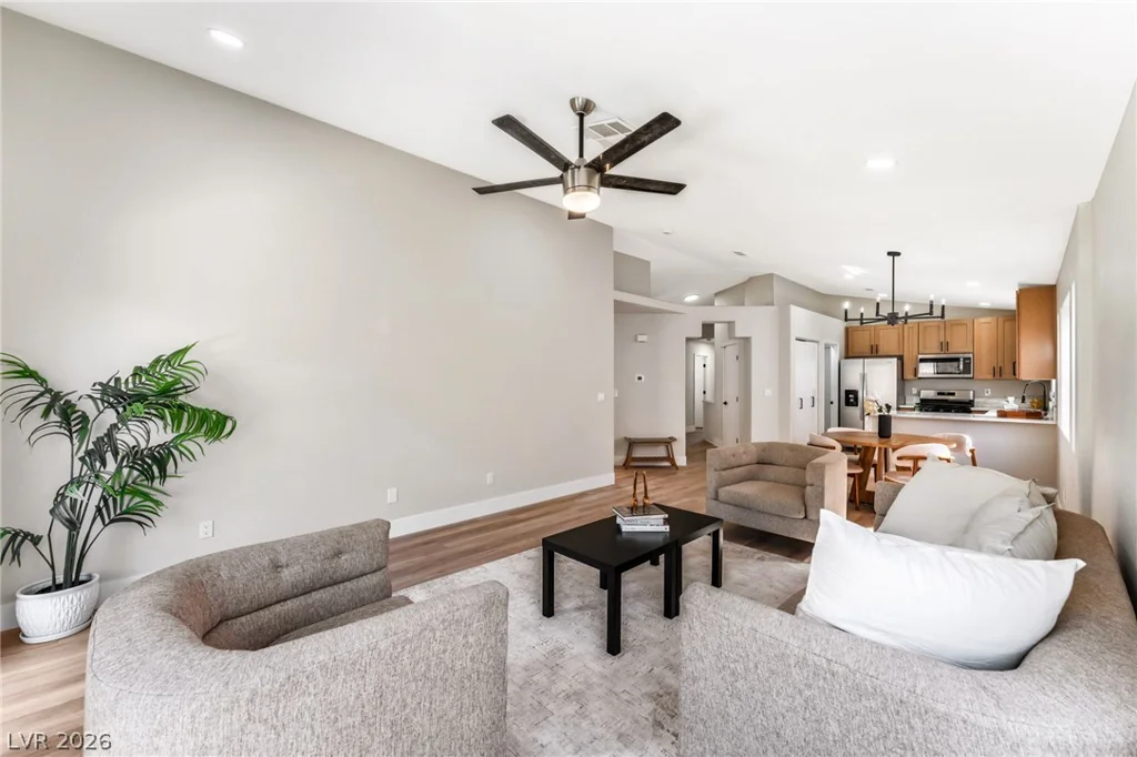 3925 Canyon Meadows, Las Vegas, NV 89129