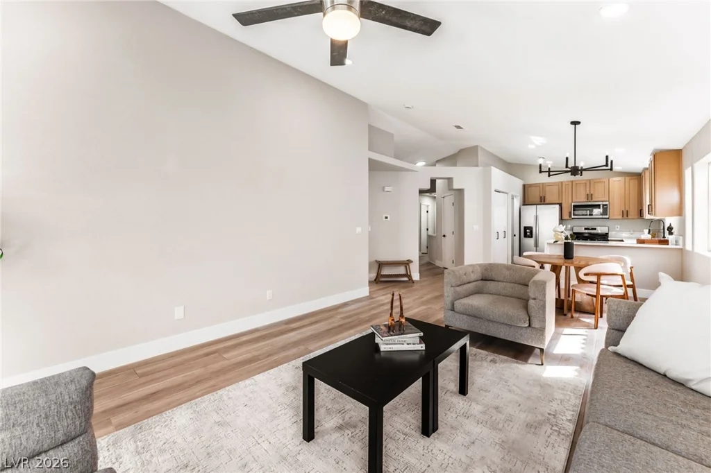 3925 Canyon Meadows, Las Vegas, NV 89129