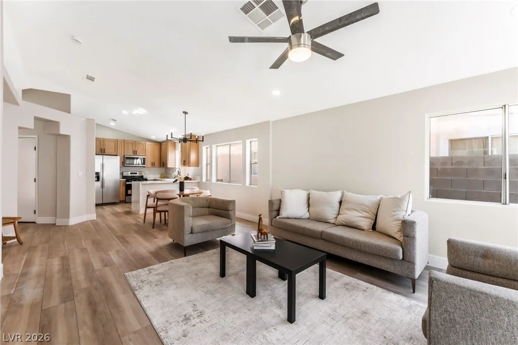 3925 Canyon Meadows, Las Vegas, NV 89129