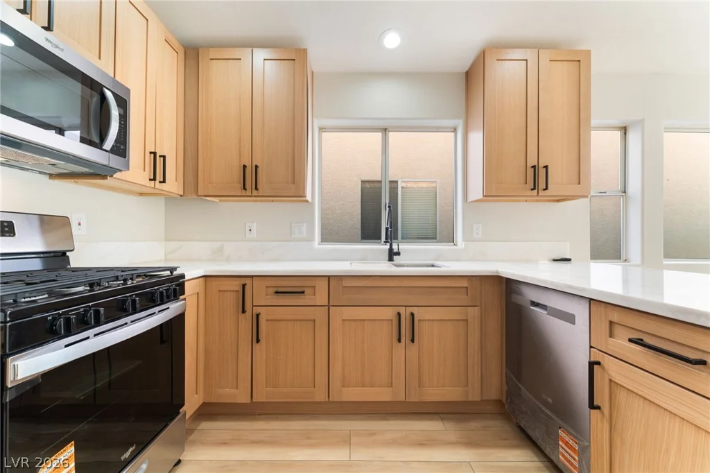 3925 Canyon Meadows, Las Vegas, NV 89129