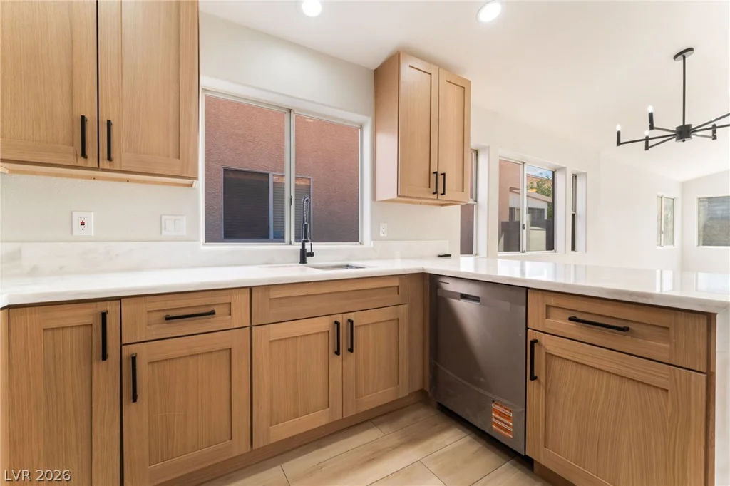 3925 Canyon Meadows, Las Vegas, NV 89129