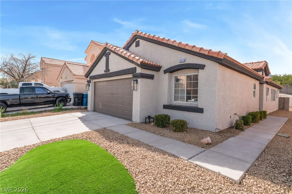 3925 Canyon Meadows, Las Vegas, NV 89129