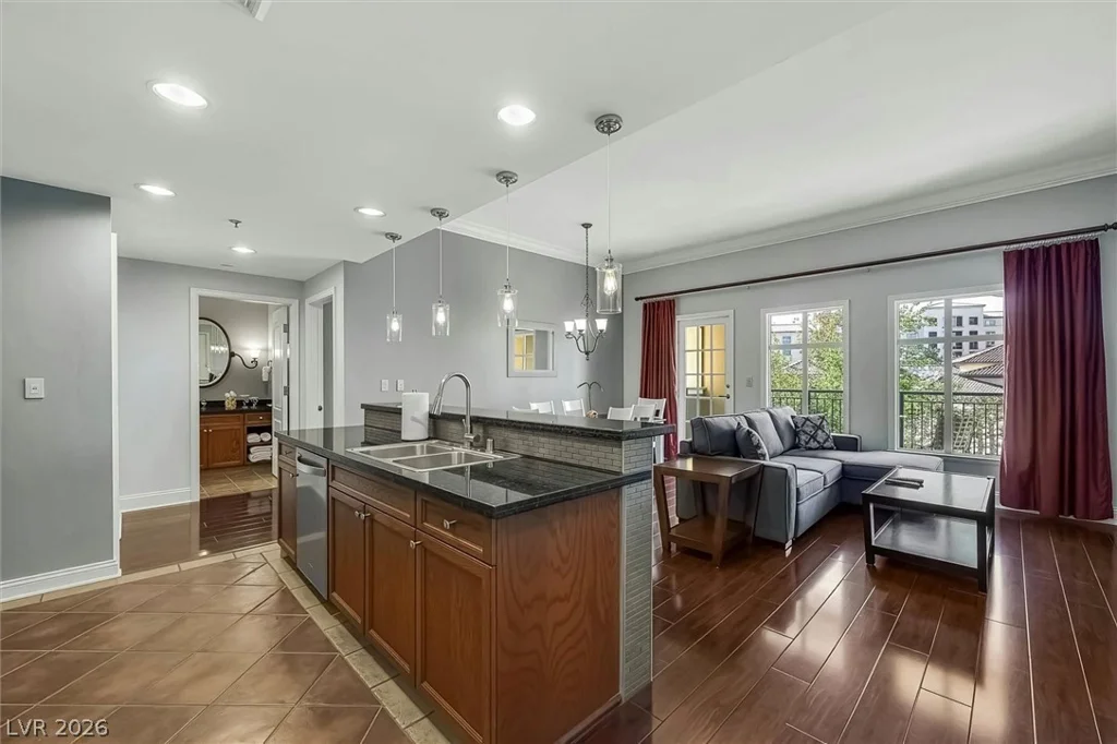 30 Strada Di Villaggio, Henderson, NV 89011