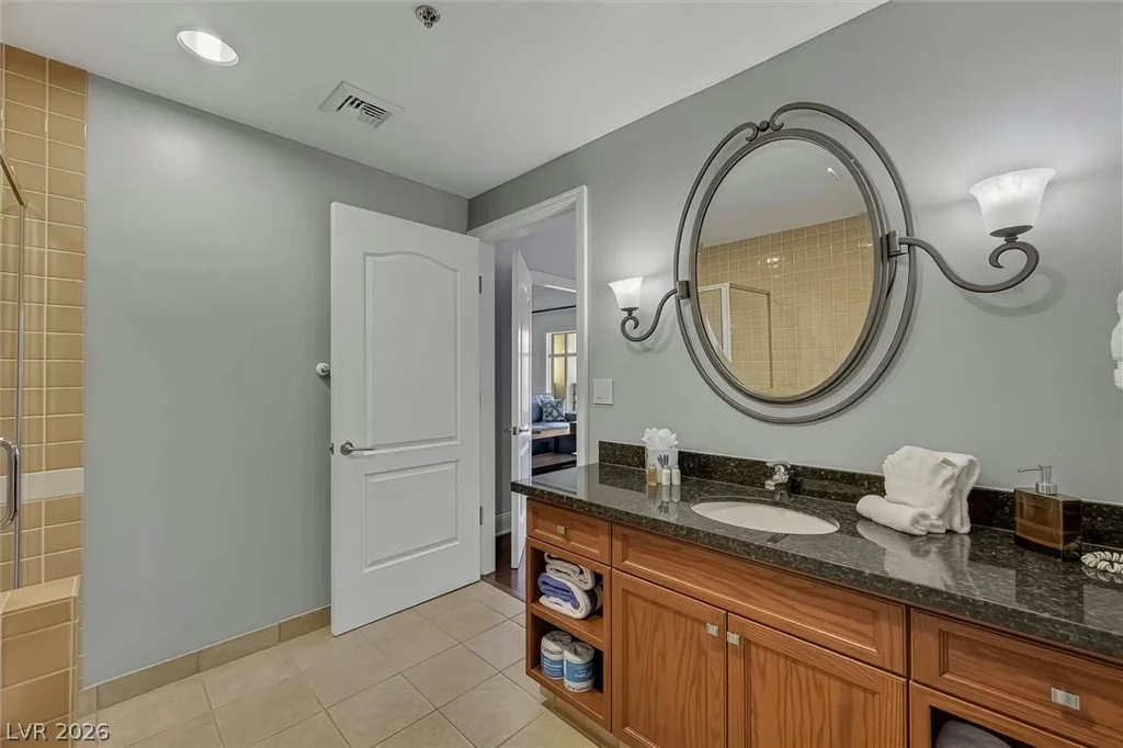 30 Strada Di Villaggio, Henderson, NV 89011