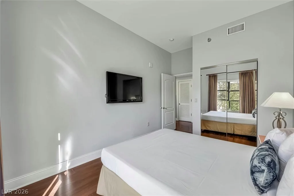 30 Strada Di Villaggio, Henderson, NV 89011