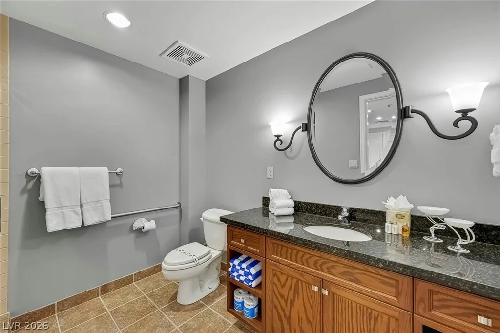 30 Strada Di Villaggio, Henderson, NV 89011