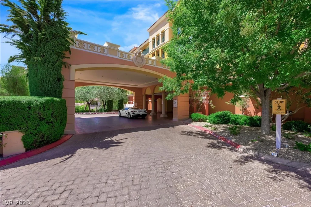 30 Strada Di Villaggio, Henderson, NV 89011