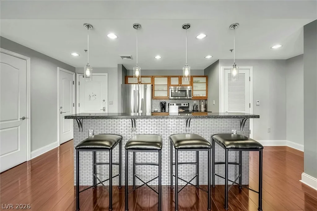 30 Strada Di Villaggio, Henderson, NV 89011