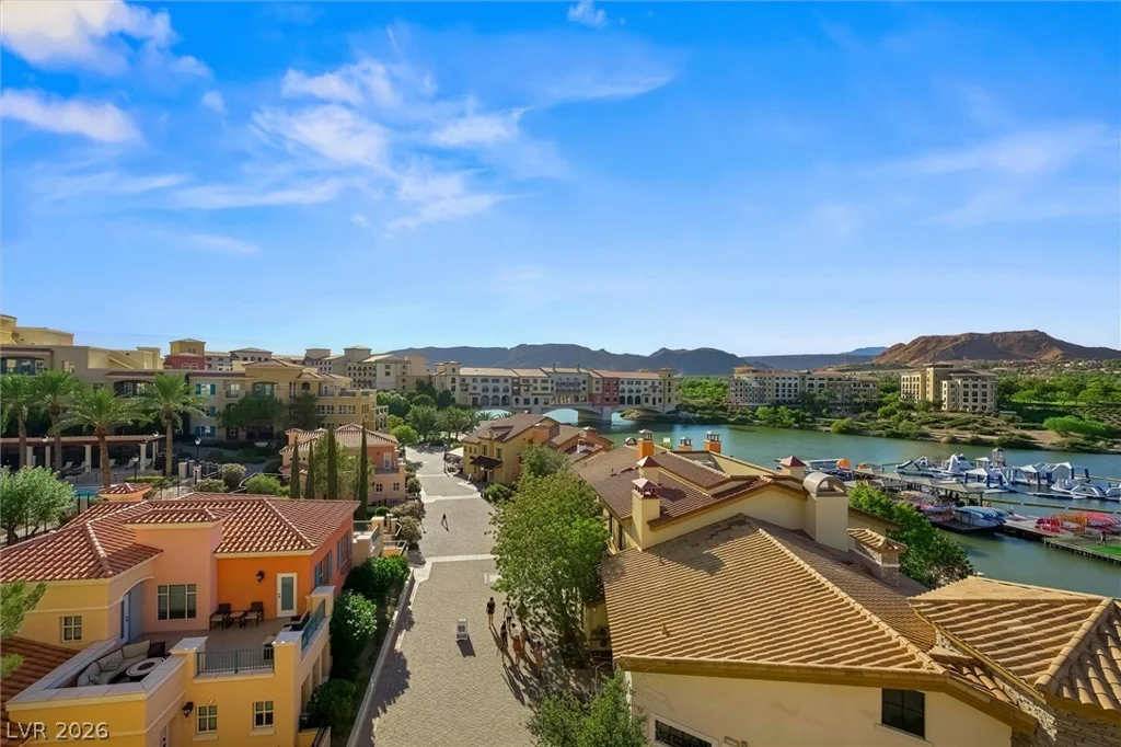 30 Strada Di Villaggio, Henderson, NV 89011