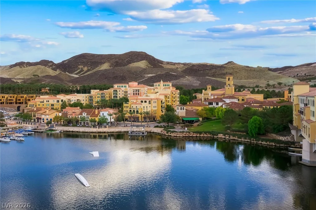 30 Strada Di Villaggio, Henderson, NV 89011