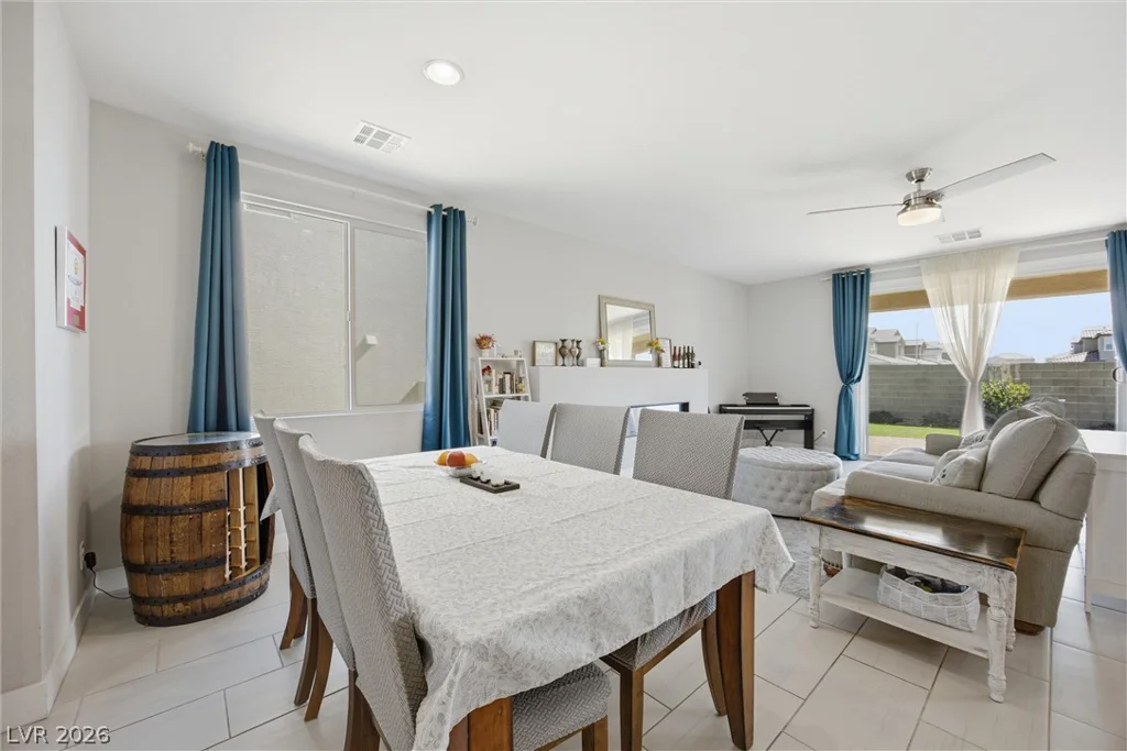 1815 Butterfly Colony, North Las Vegas, NV 89031