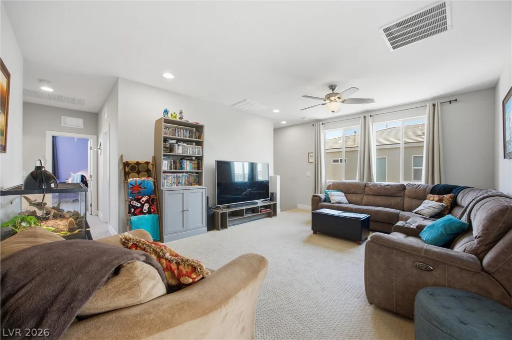 1815 Butterfly Colony, North Las Vegas, NV 89031