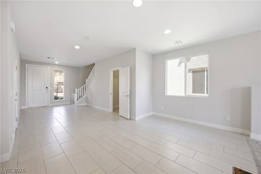 1815 Butterfly Colony, North Las Vegas, NV 89031