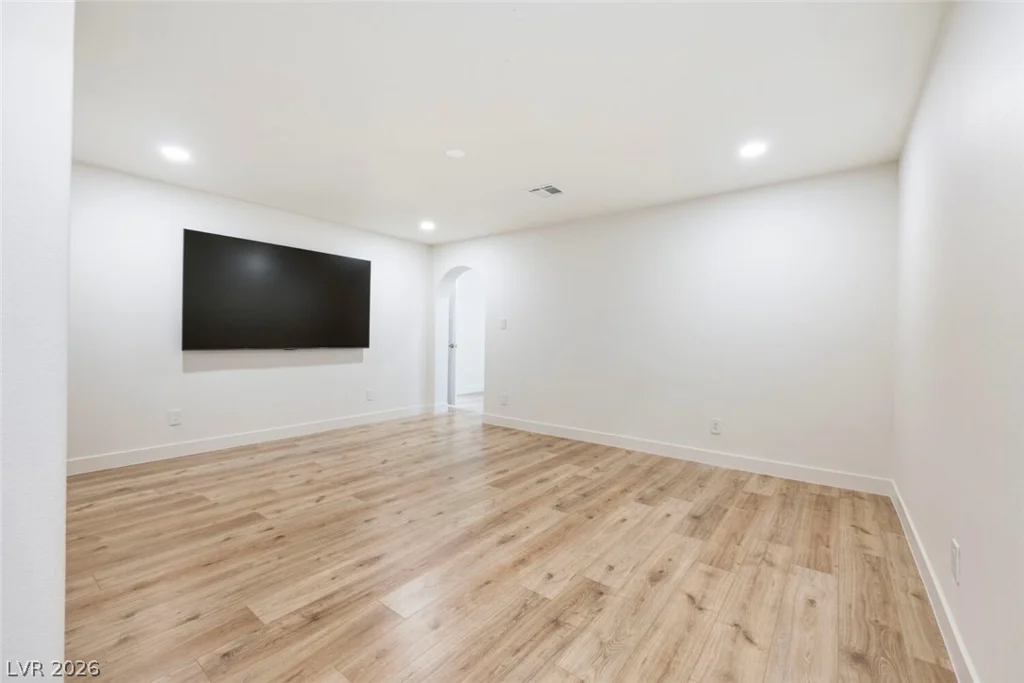 3155 Mountain Spring, Las Vegas, NV 89146