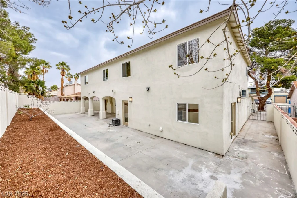 3155 Mountain Spring, Las Vegas, NV 89146