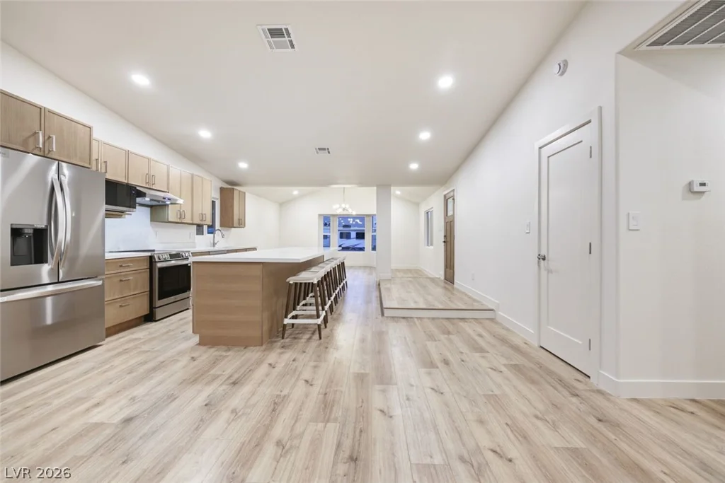 3155 Mountain Spring, Las Vegas, NV 89146