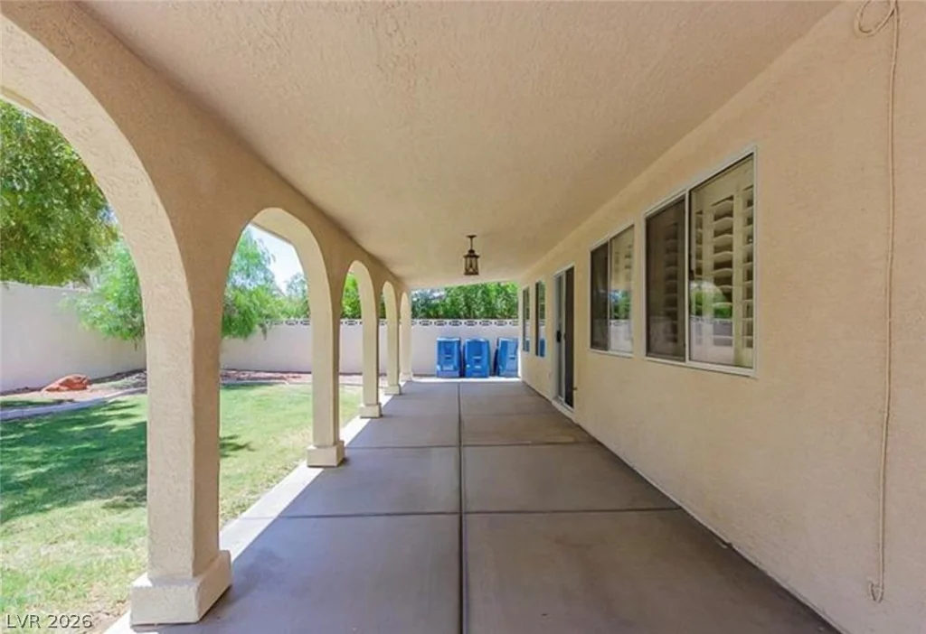 1073 Featherwood, Henderson, NV 89015