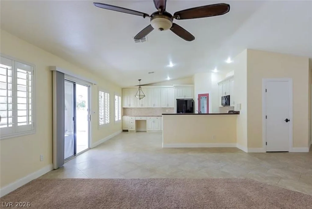 1073 Featherwood, Henderson, NV 89015