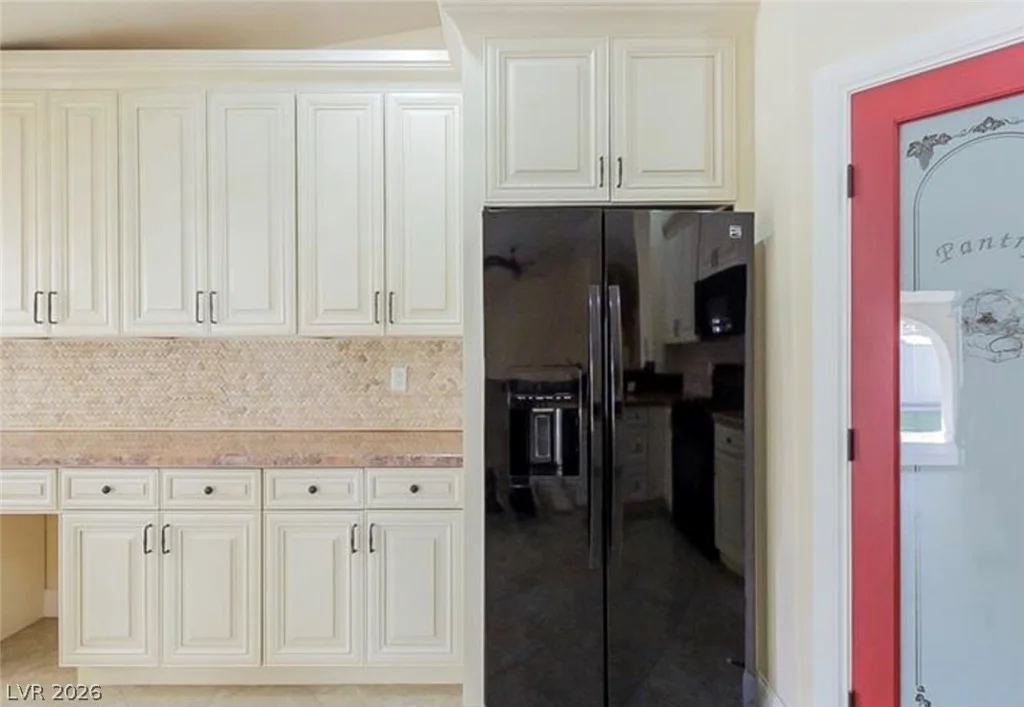1073 Featherwood, Henderson, NV 89015