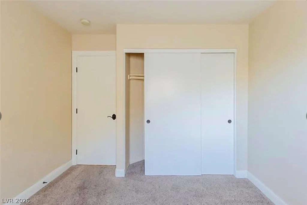 1073 Featherwood, Henderson, NV 89015