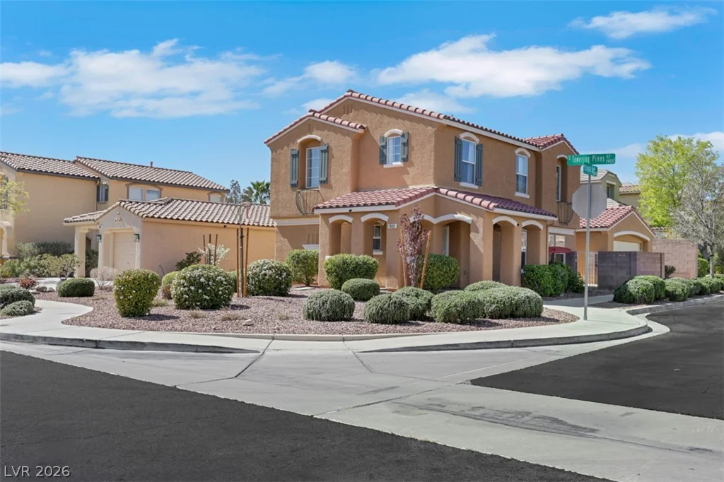 1959 Towering Pines, Las Vegas, NV 89135