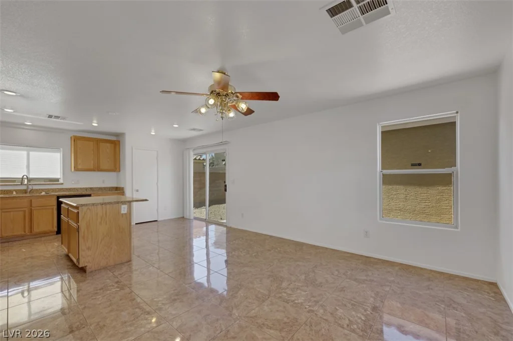 1959 Towering Pines, Las Vegas, NV 89135