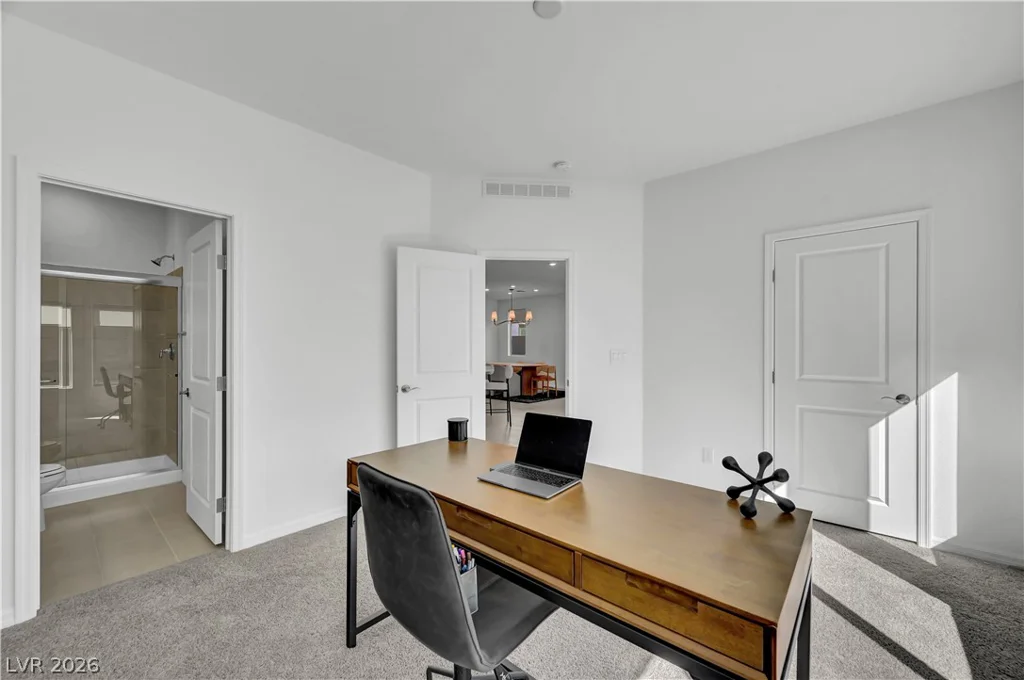7769 Vibrant Peak, Las Vegas, NV 89113