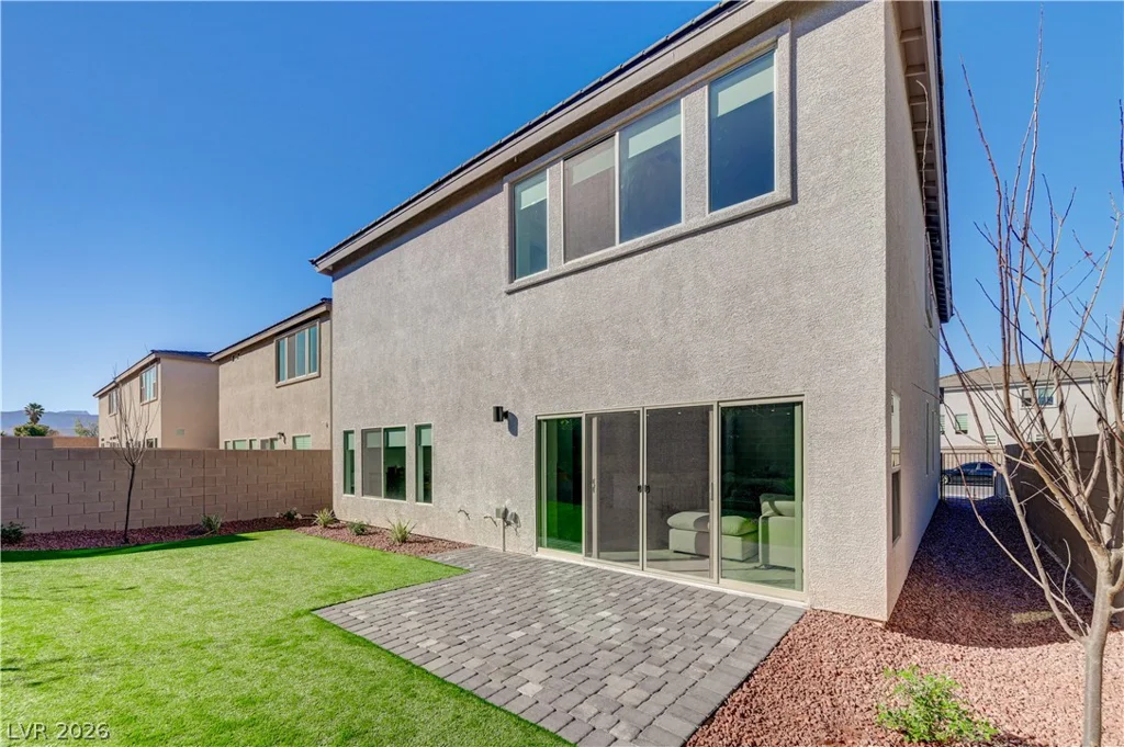 7769 Vibrant Peak, Las Vegas, NV 89113