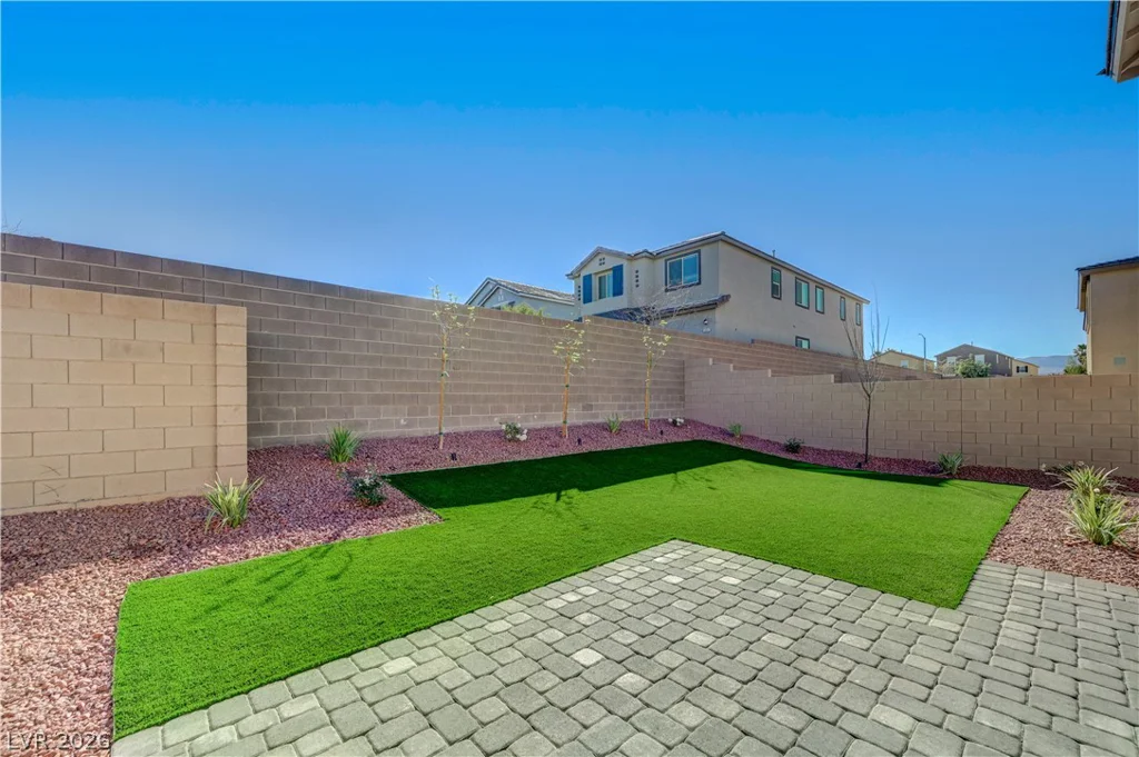 7769 Vibrant Peak, Las Vegas, NV 89113