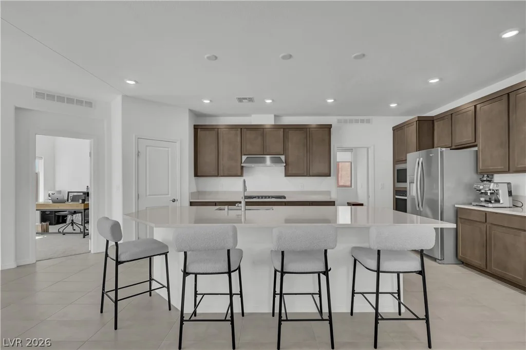 7769 Vibrant Peak, Las Vegas, NV 89113