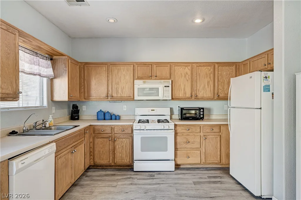 2538 Olay, Las Vegas, NV 89142