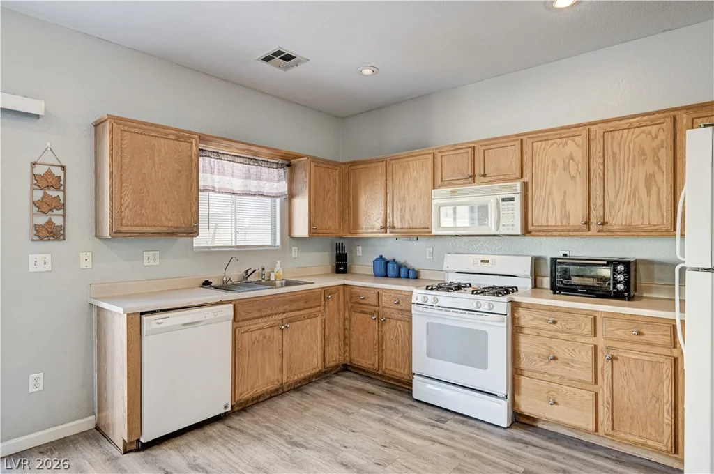 2538 Olay, Las Vegas, NV 89142