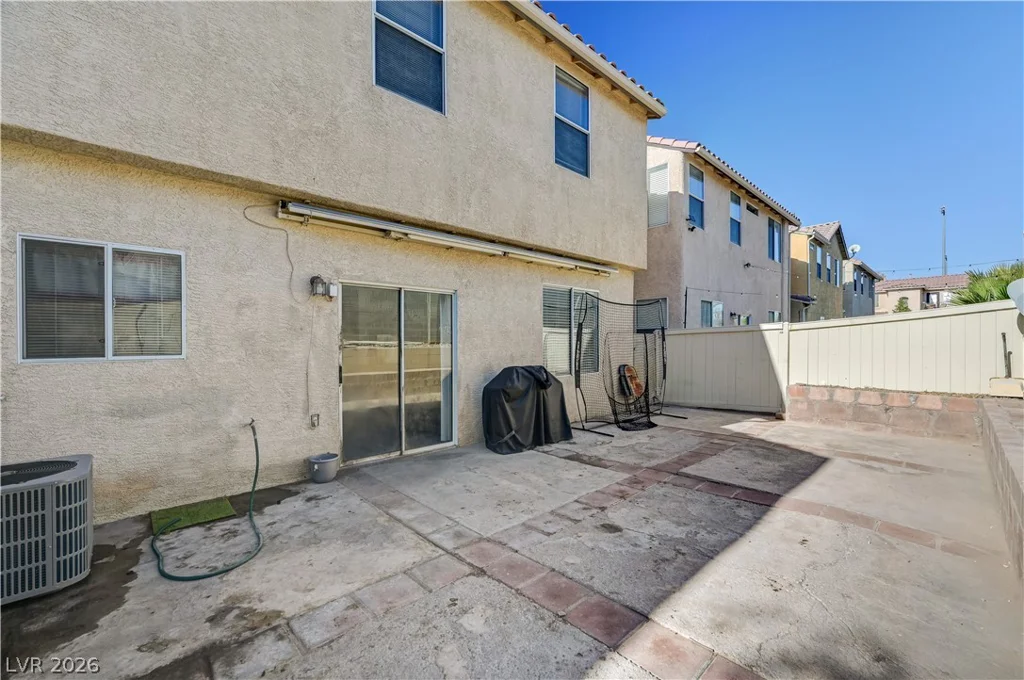 2538 Olay, Las Vegas, NV 89142