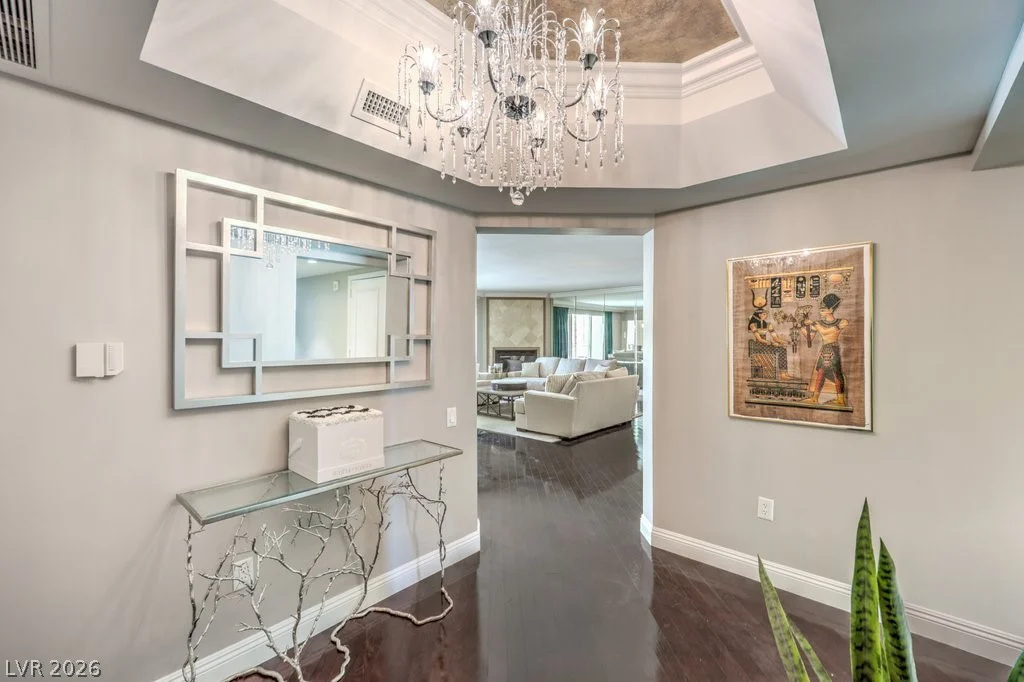 2747 Paradise, Las Vegas, NV 89109