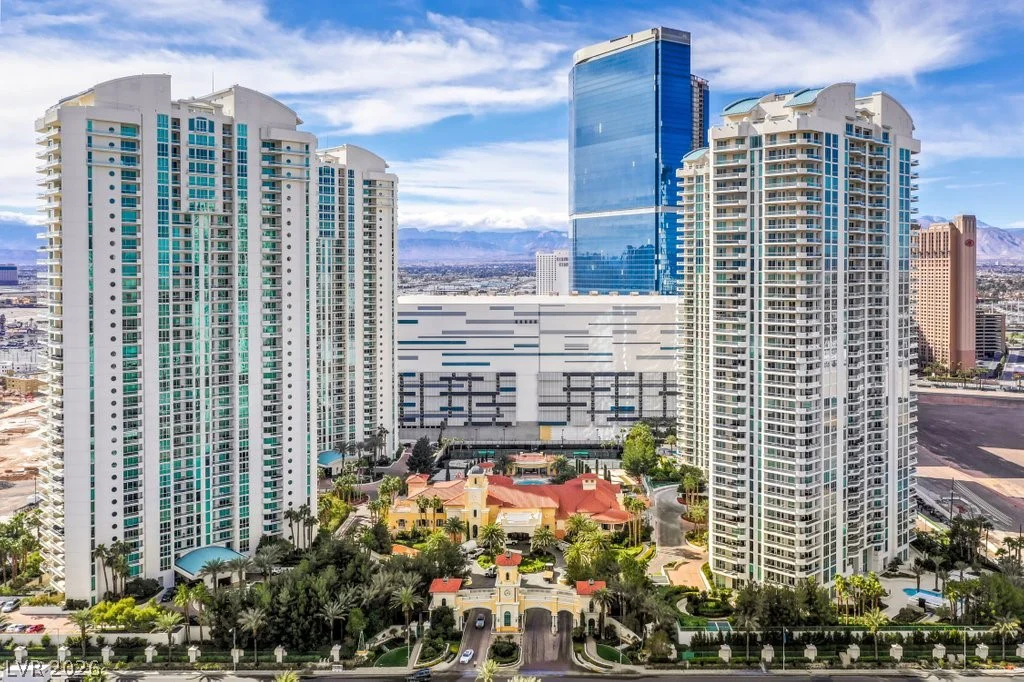2747 Paradise, Las Vegas, NV 89109