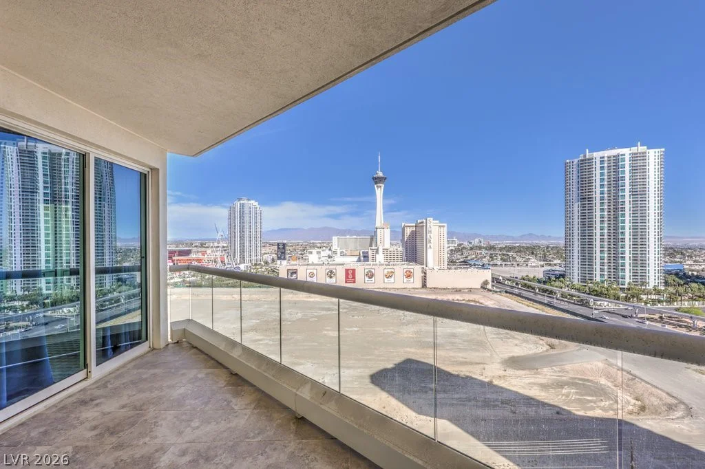 2747 Paradise, Las Vegas, NV 89109