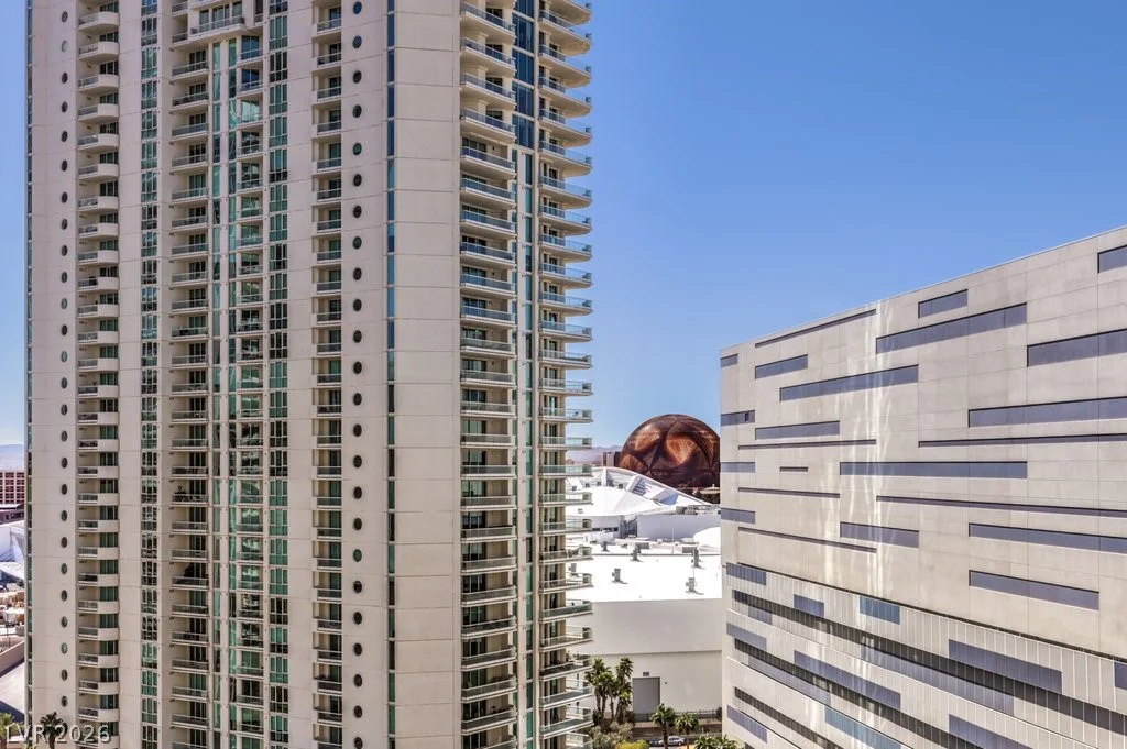 2747 Paradise, Las Vegas, NV 89109