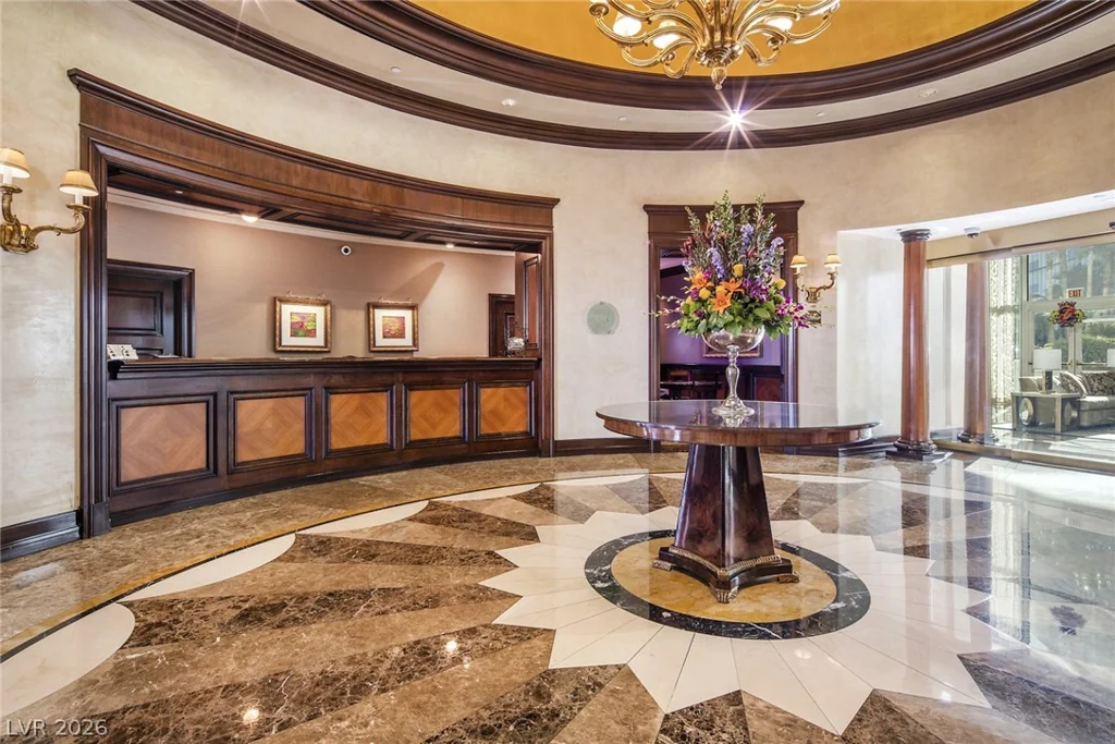 2747 Paradise, Las Vegas, NV 89109