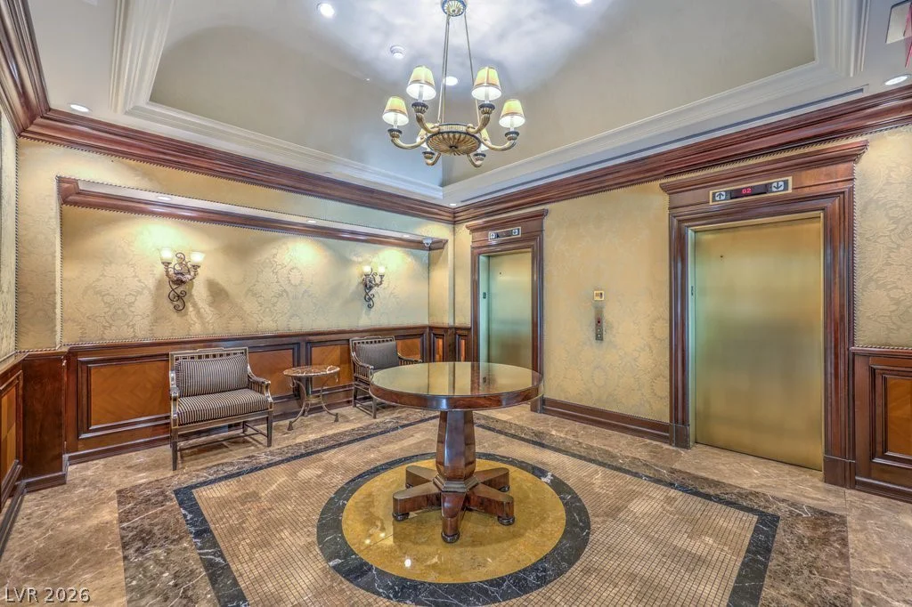 2747 Paradise, Las Vegas, NV 89109