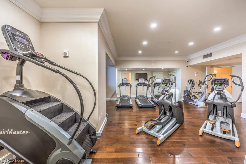 2747 Paradise, Las Vegas, NV 89109