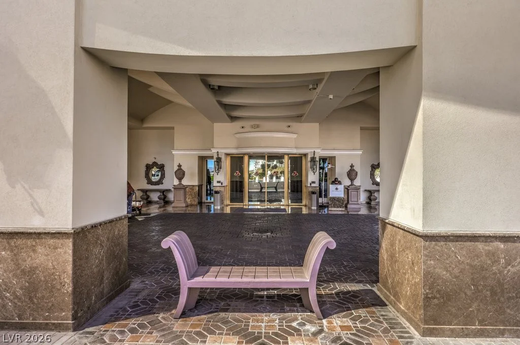 2747 Paradise, Las Vegas, NV 89109