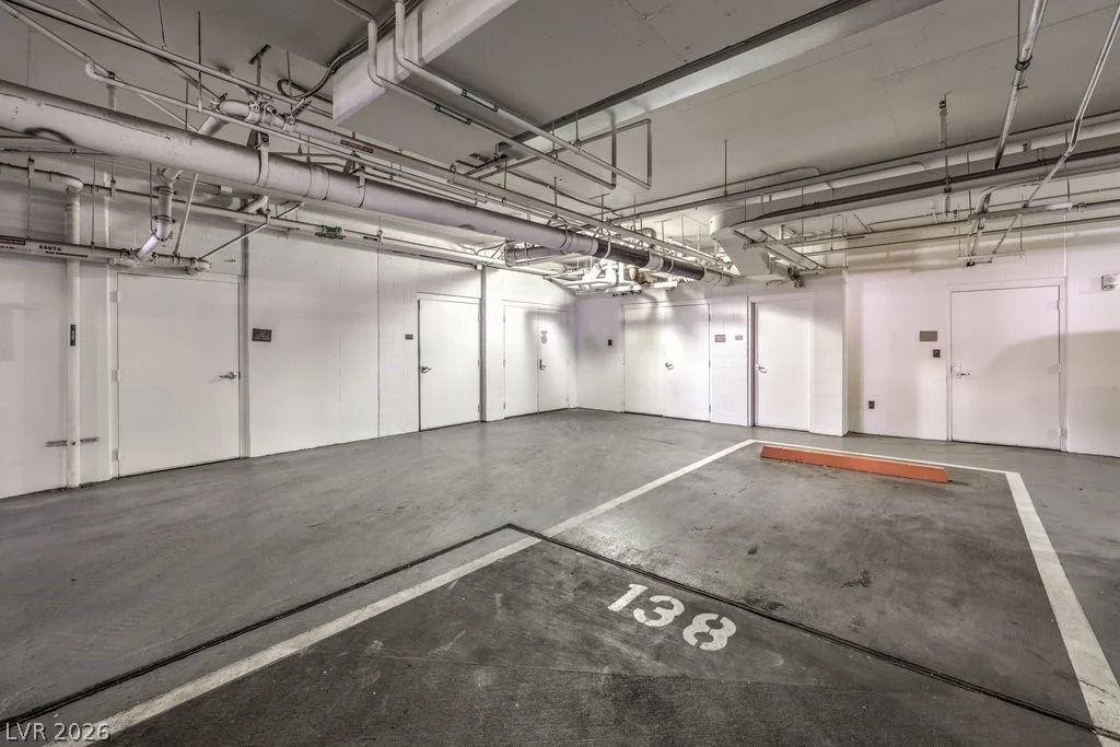 2747 Paradise, Las Vegas, NV 89109