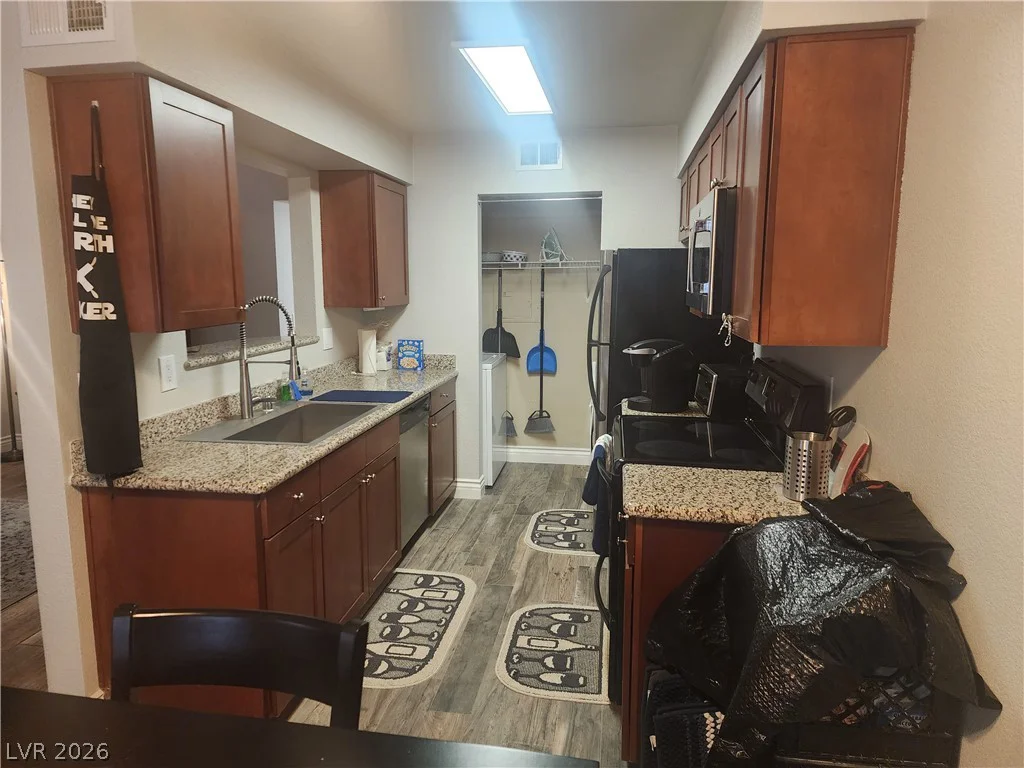 2750 Durango, Las Vegas, NV 89117
